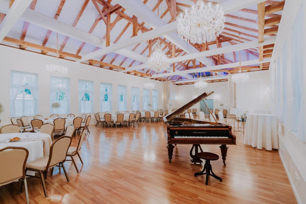 Boutique Hotel Maraton Кошице Экстерьер фото