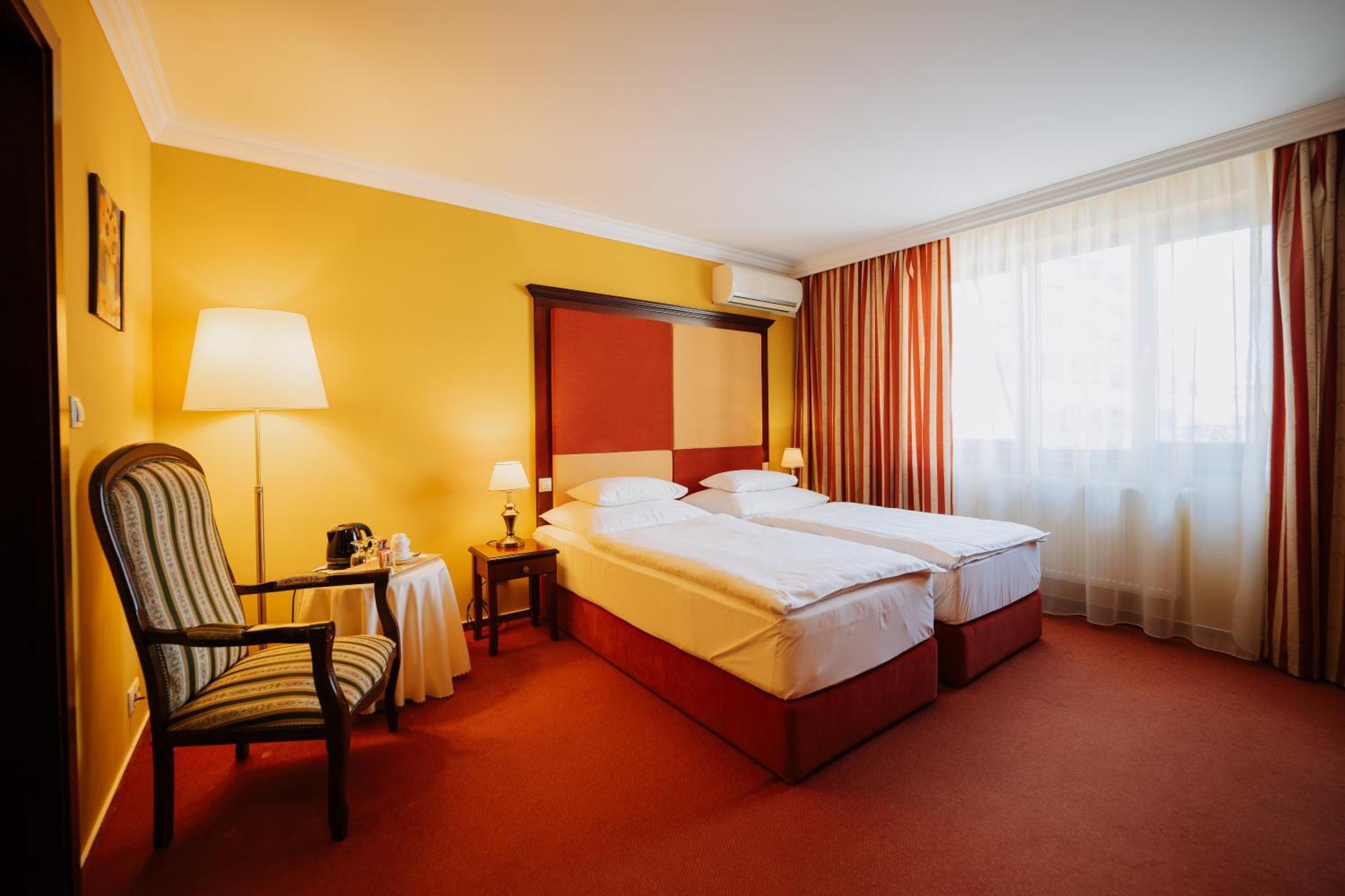 Boutique Hotel Maraton Кошице Экстерьер фото