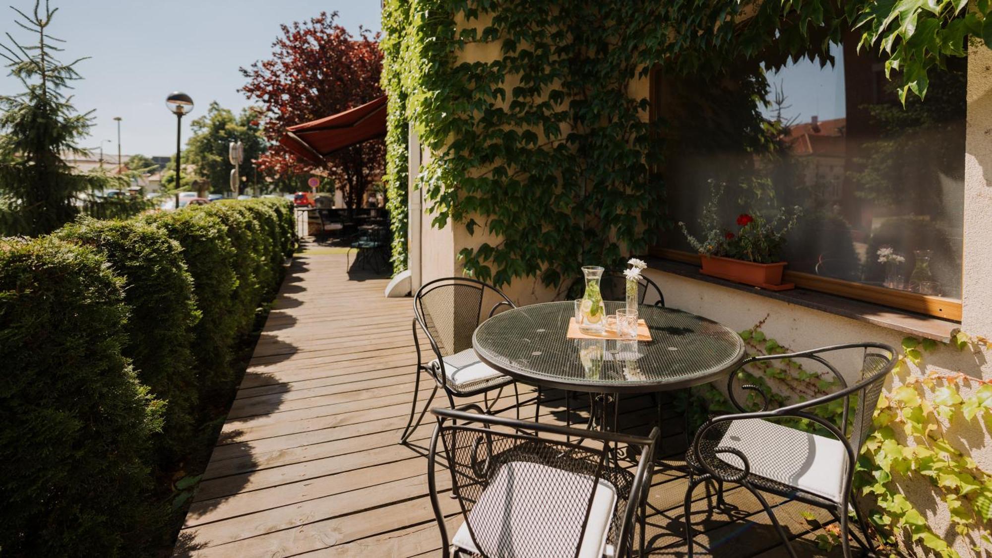 Boutique Hotel Maraton Кошице Экстерьер фото