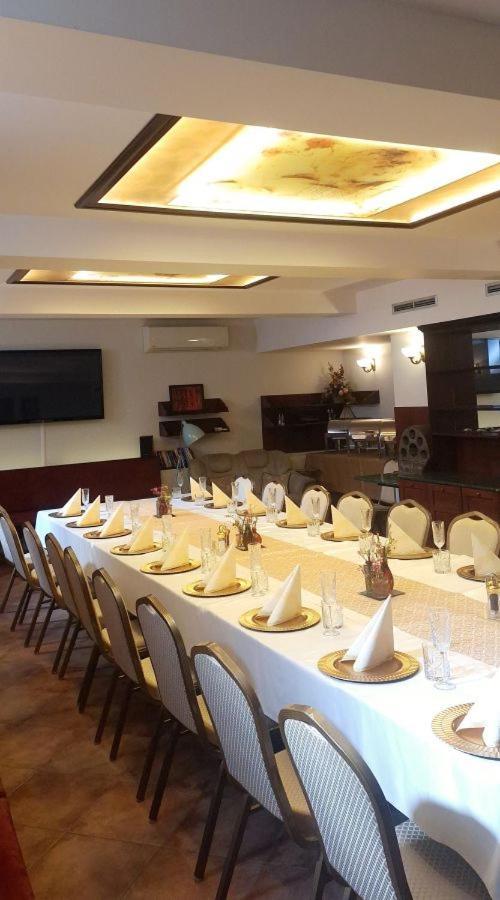 Boutique Hotel Maraton Кошице Экстерьер фото
